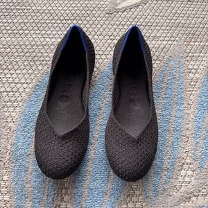 Rothy’s Women’s The Flat Knit Honeycomb Black/Blue Halo Slip-On‎ Shoe Size 8